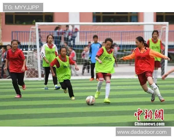 重庆足球队速度惊人荣登全国第二名引发热议 重庆足球队速度惊人荣登全国第二名引发热议