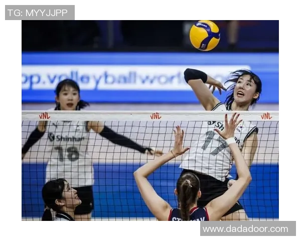 成都排球队以52分领跑挑战赛积分榜展现强劲实力和团队合作精神 成都排球队以52分领跑挑战赛积分榜展现强劲实力和团队合作精神